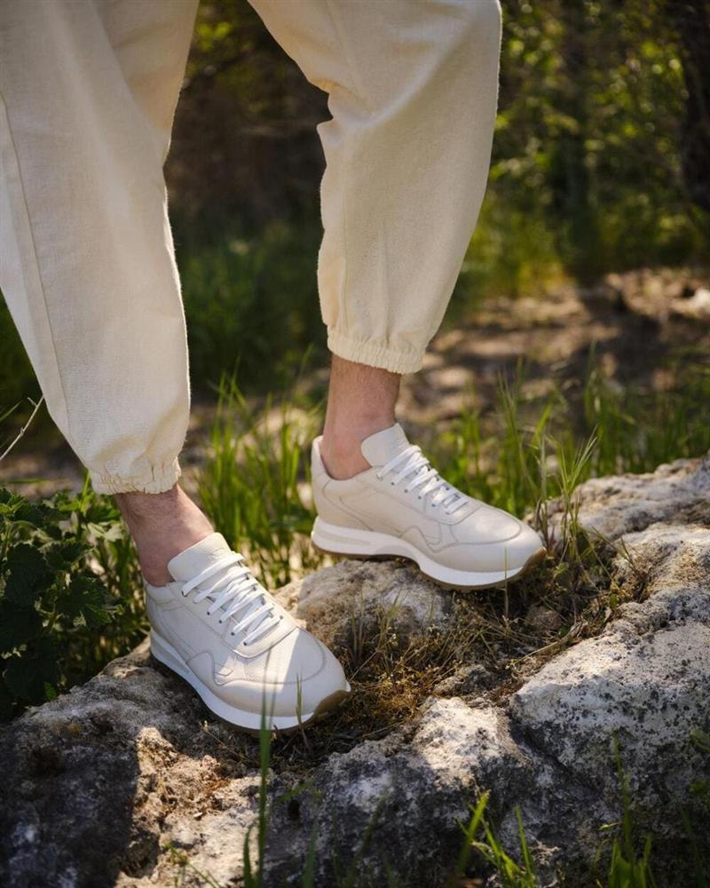 pantofi sport albi